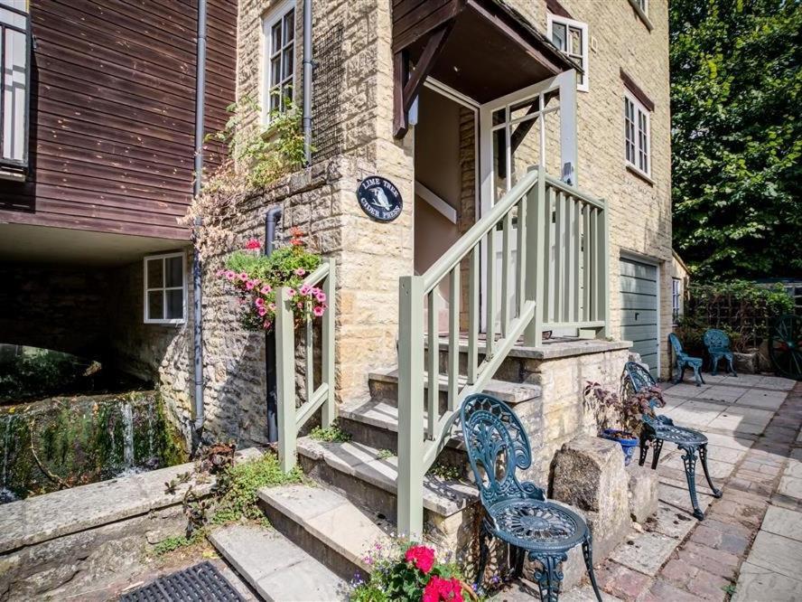 Cider Press Villa Burford Ngoại thất bức ảnh